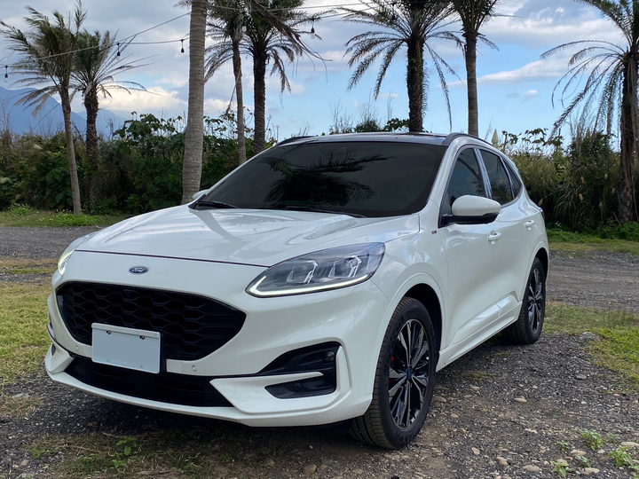 Kuga ST-Line白隊新人報到！花蓮露營開箱