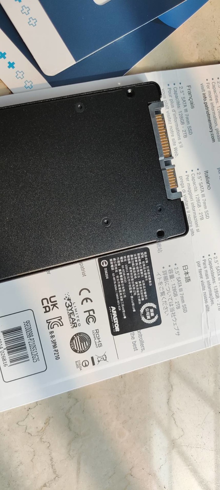 有趣的 博帝 P210 512GB 2.5吋 SSD 微笑開箱
