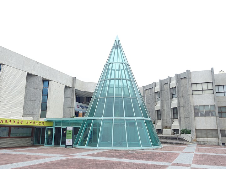 澎湖開拓館、澎湖縣文化園區【海洋資源館、二呆藝館、澎湖化石館】 — 澎湖市區文化景點 — 2022冬遊澎湖遊記 第四部