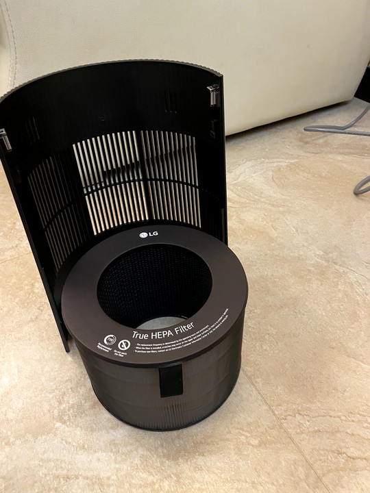 LG PuriCare AeroTower 三合一風革機 —試用一個月後母親大人說要買一台回家