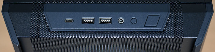LIAN LI聯力LANCOOL 216 RGB機殼開箱