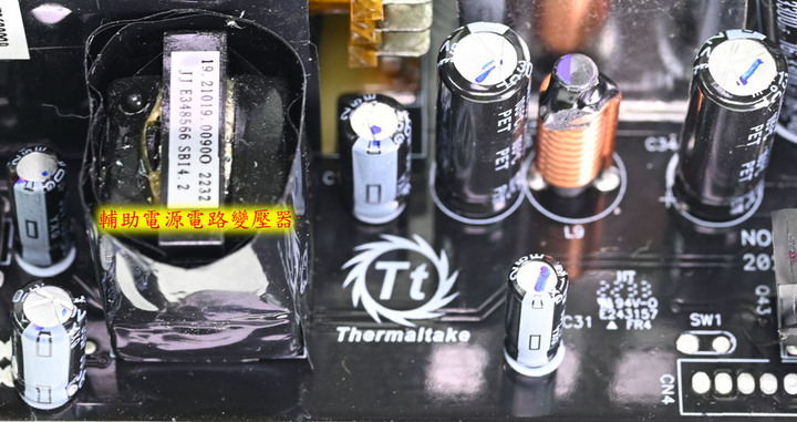 thermaltake TOUGHPOWER GF3 1650W金牌全模組化電源開箱