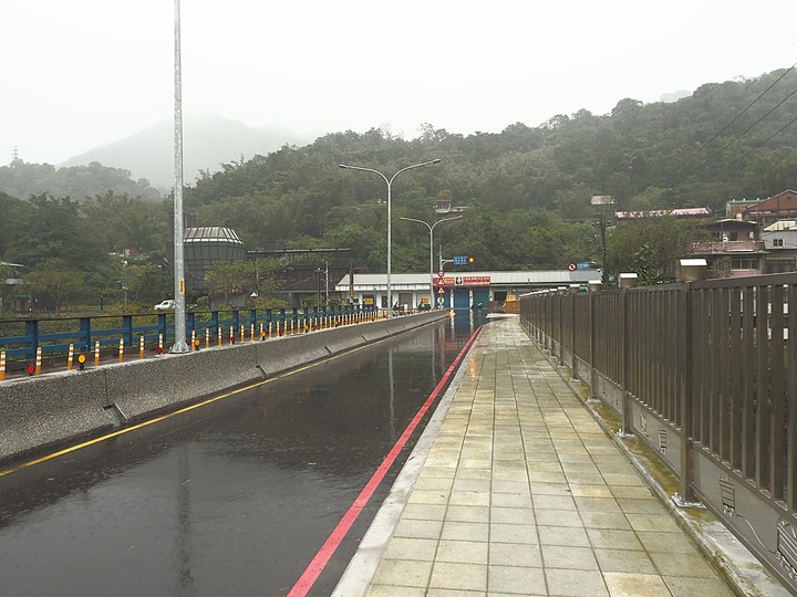 菁桐車站與老街、平溪車站與老街、平溪公園頂歷史建築群、十分車站與天燈鐵道街,及各站間DR1000型柴油客車搭乘紀錄 — 「鐵道旅行•幸福美好111」紀念章戳收集紀錄之平溪支線