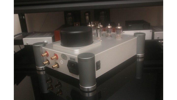(開箱分享)BRZHiFi 和田茂真空管前級+EL34 真空管功放