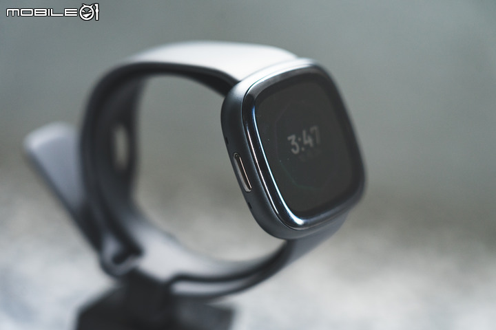 Fitbit Sense 2進階智慧腕錶開箱|科技配置再進化 價格調降是最大亮點!