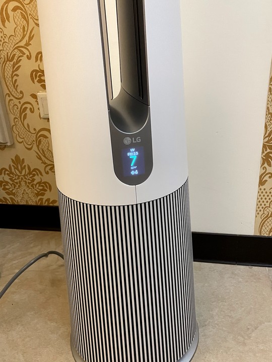 LG PuriCare AeroTower 三合一風革機 —試用一個月後母親大人說要買一台回家