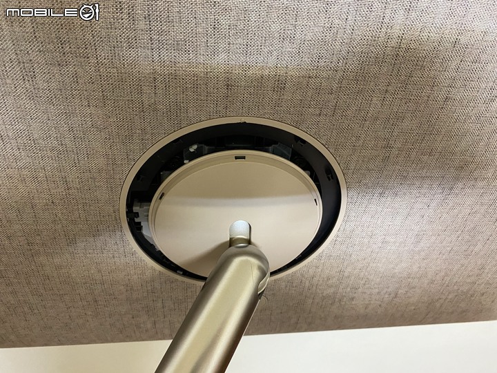 跟著我走映著感動 LG StanbyME 閨蜜機 無線可移式觸控螢幕
