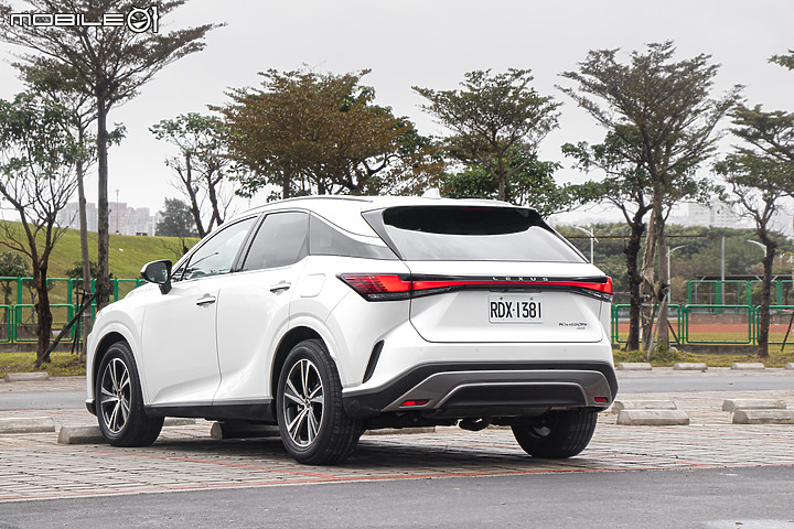 Lexus RX 450h+ 豪華版試駕|唯有懂得精打細算,方能接納務實之選!