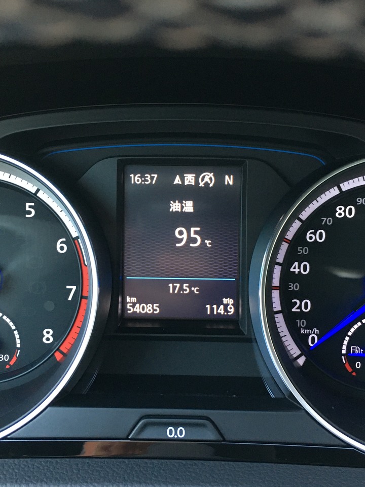 6年 Golf R 更換 Motul 300V 與 DSG 滲油回顧