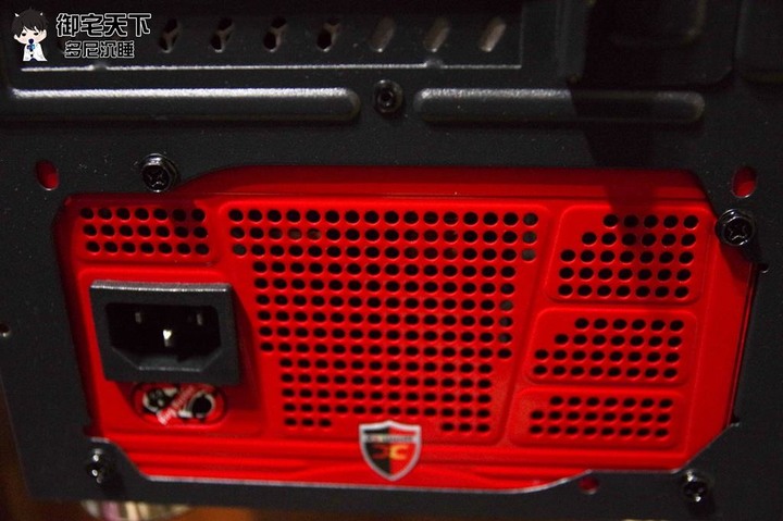 開箱|【accuwitt】GRAND RIGID GT850GF - 超美電供界紅色彗星,ATX 3.0 次世代電源供應器!