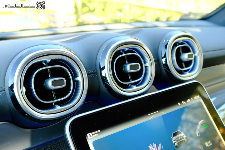 Mercedes-Benz GLC300 4MATIC試駕|實力全面進化精彩可期!