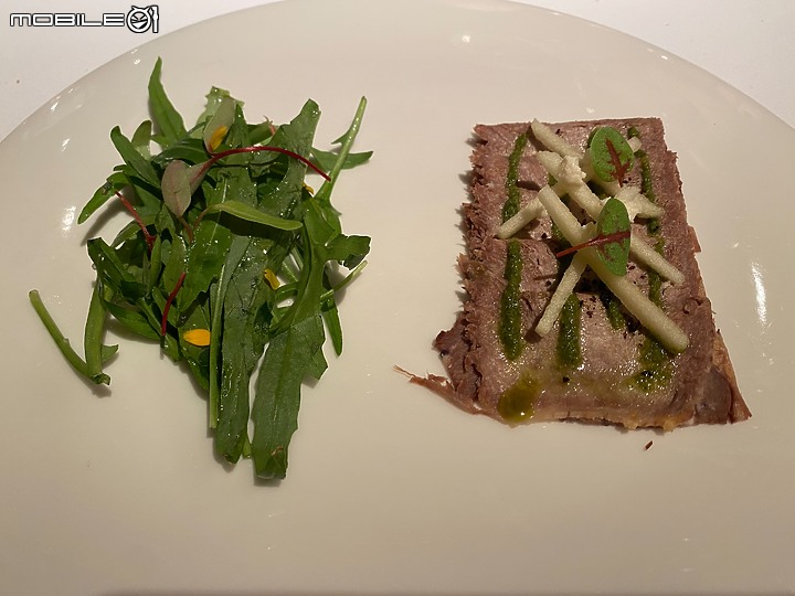 點我看大圖 【小惡魔好玩兔U】外表樸實無華,內在別有洞天 - 歐華酒店 豪華套房 (尾牙春酒住房專案)