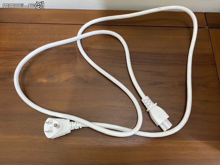 跟著我走映著感動 LG StanbyME 閨蜜機 無線可移式觸控螢幕