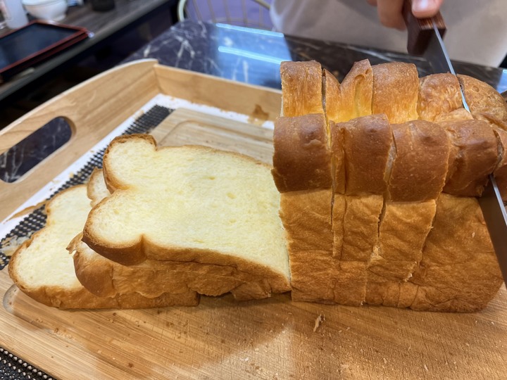 [食記] 喨奇烘培坊，台灣基隆中正，香酥波蘿麵包及奶香濃厚吐司！
