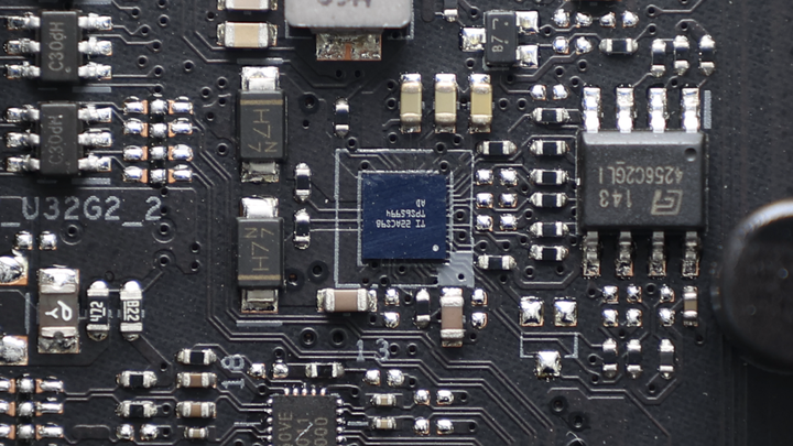 10GbE + Thunderbolt 4 創作者旗艦依舊迷人，細節升級還有新配件 ASUS ProArt Z790-Creator WiFi