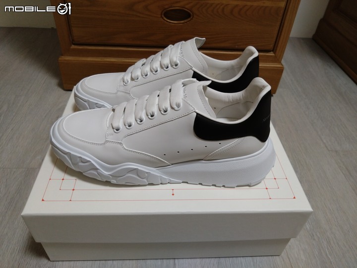 ALEXANDER MCQUEEN 厚底球鞋
