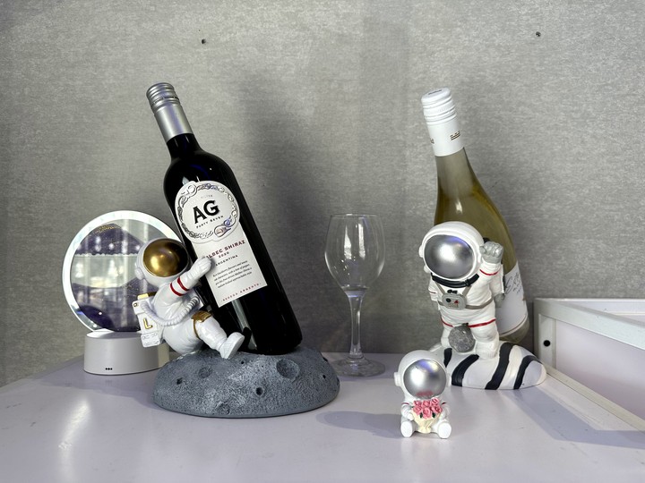 【小惡魔好玩兔U】🐰【食記】靚牛排讓你在太空享受科幻餐點@新竹竹北