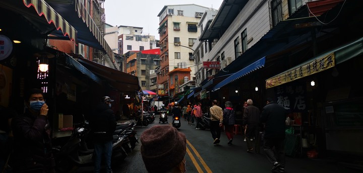 【小惡魔好玩兔U】初一走春去淡水老街拜拜