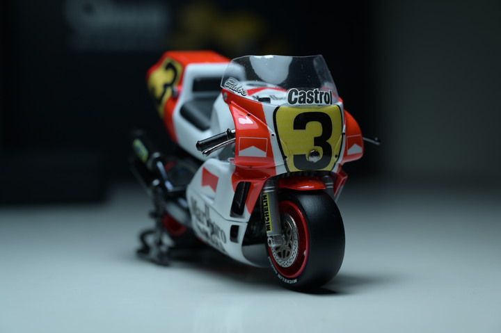 Q版 YAMAHA YZR500 (OW98) 1988 WGP500 CHAMPION