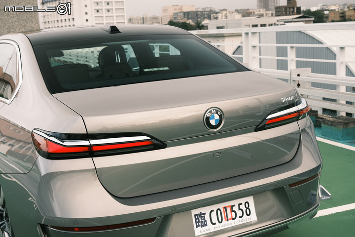 BMW 7系列大改款 (G70) 740i 試駕｜展現科技與豪華的高標旗艦！