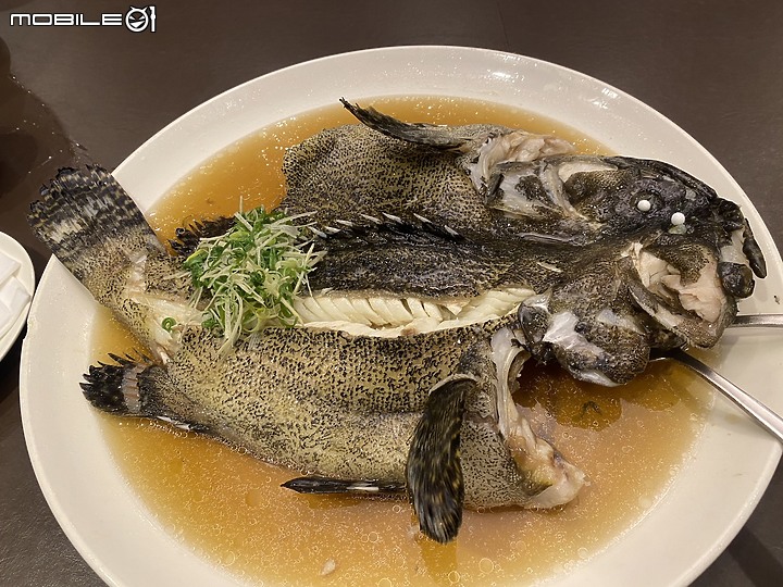 點我看大圖 【小惡魔好玩兔U】美味除夕團圓年夜飯~海九澎湖海鮮餐廳~