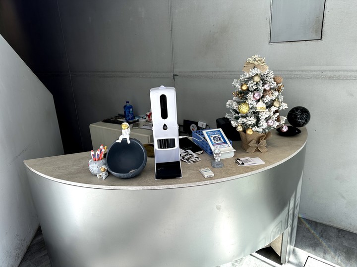 【小惡魔好玩兔U】🐰【食記】靚牛排讓你在太空享受科幻餐點@新竹竹北