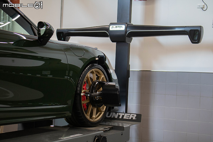 【採訪】台南保時捷中心正式開幕，展間融入Destination Porsche設計概念、911 GT2 RS Clubsport驚喜現身！