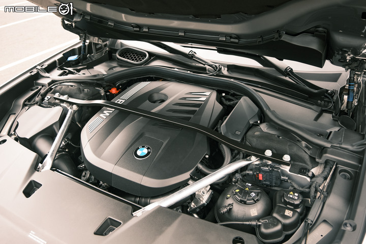 BMW 7系列大改款 (G70) 740i 試駕|展現科技與豪華的高標旗艦!