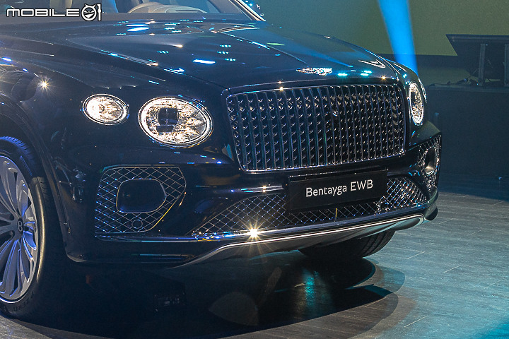 【採訪】Bentley Bentayga EWB 長軸旗艦 1380 萬元起正式登場，另提供 1550 萬元之「Azure」車型！