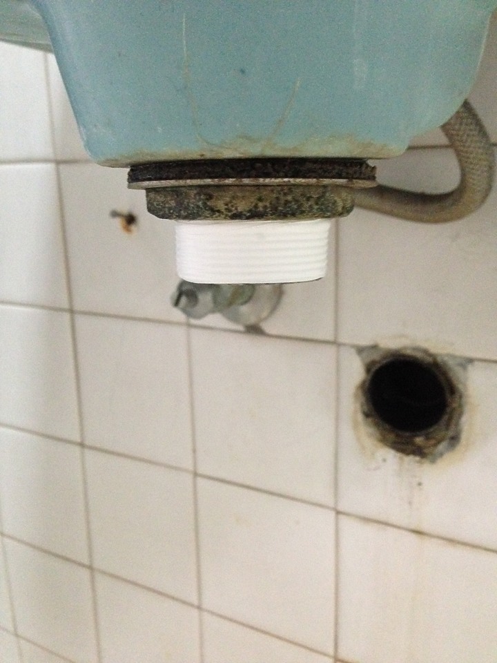 2023年-洗手台 馬桶_漏水DIY修繕 [圖多]