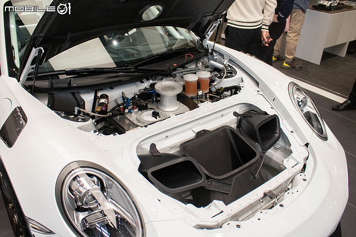 【採訪】台南保時捷中心正式開幕,展間融入Destination Porsche設計概念、911 GT2 RS Clubsport驚喜現身!