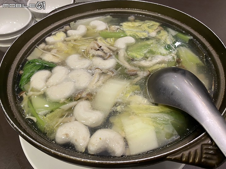 點我看大圖 【小惡魔好玩兔U】美味除夕團圓年夜飯~海九澎湖海鮮餐廳~