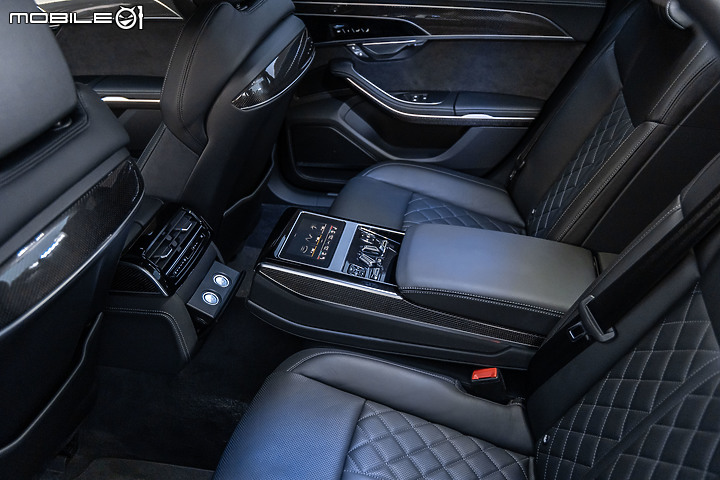Audi S8試駕 │ 四環當前的燃油之巔,舒適為本的性能旗艦!