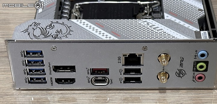 規格盡有 DDR4+雙 M.2 微星 ITX 小板 B760I EDGE DDR4 開箱