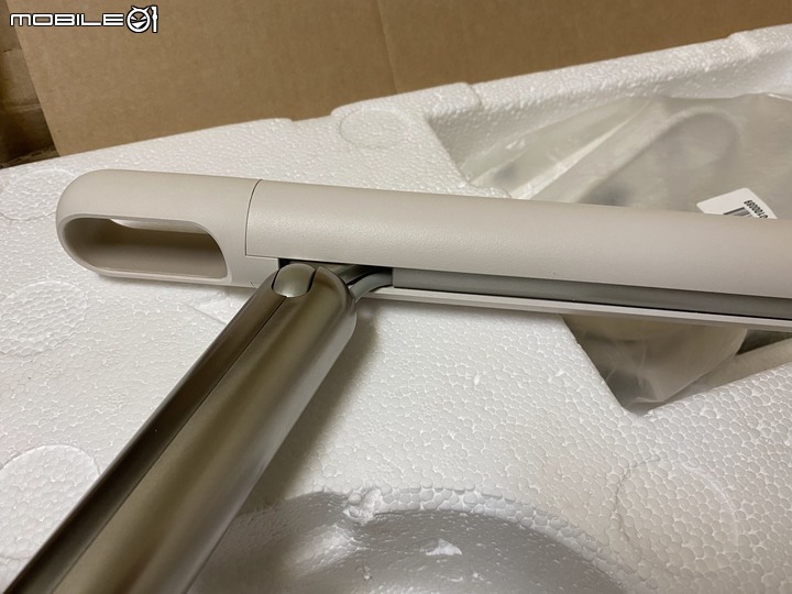 跟著我走映著感動 LG StanbyME 閨蜜機 無線可移式觸控螢幕