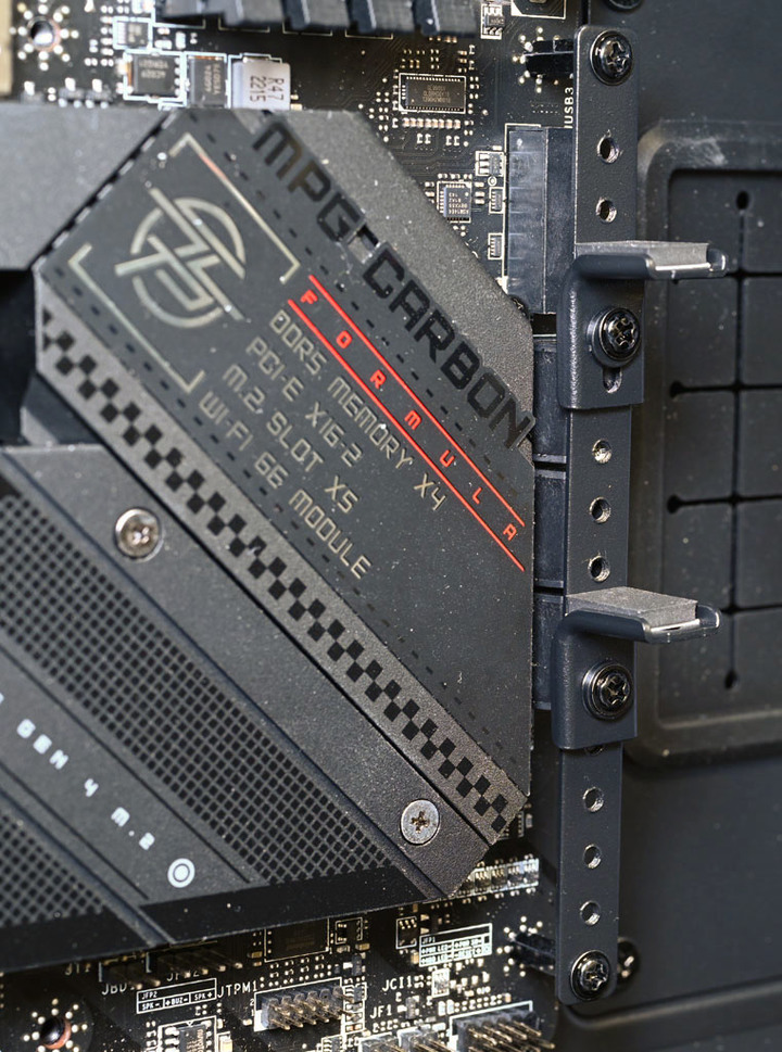 LIAN LI聯力LANCOOL 216 RGB機殼開箱