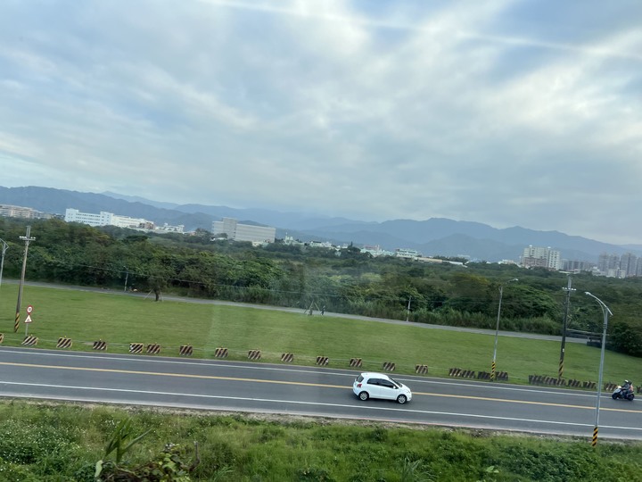 【小惡魔好玩兔U】鶯歌火車出遊行