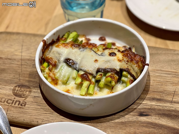 點我看大圖 【小惡魔好玩兔U】春節歐式餐敘 *miacucina 午餐食記*