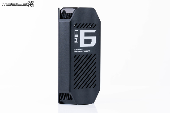 ROG Rapture GT6 電競 Mesh 無線分享器開箱試用 以炫目造型以及遊戲特化功能提供大範圍網路覆蓋
