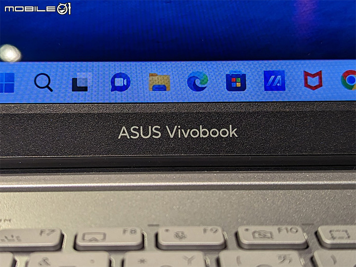 忙裡偷閒之新發的ASUS K6502ZE筆電