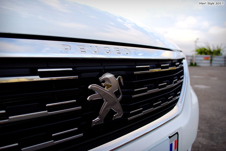 Peugeot新廠徽
