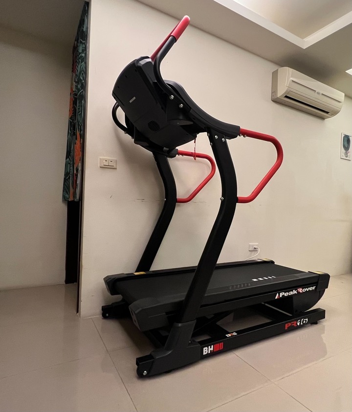 #爬百岳的訓練分享 BH PR16爬坡跑步機