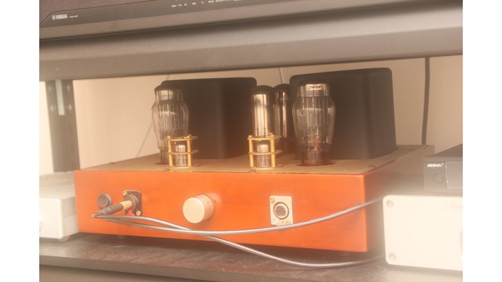(開箱分享)BRZHiFi 和田茂真空管前級+EL34 真空管功放