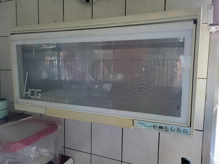 略雷? 【Haier 海爾】紅外線光波食具消毒櫃（烘碗機） ZTD100-A 光波物理消毒