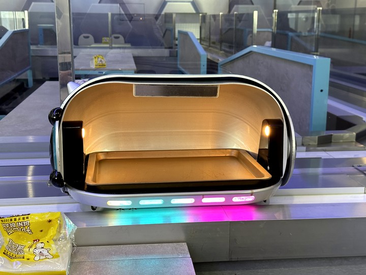 【小惡魔好玩兔U】🐰【食記】靚牛排讓你在太空享受科幻餐點@新竹竹北