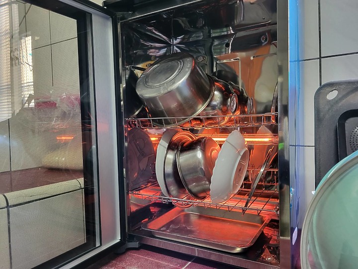 略雷? 【Haier 海爾】紅外線光波食具消毒櫃（烘碗機） ZTD100-A 光波物理消毒