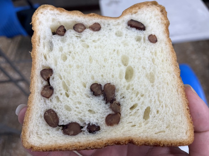 [食記] 喨奇烘培坊，台灣基隆中正，香酥波蘿麵包及奶香濃厚吐司！