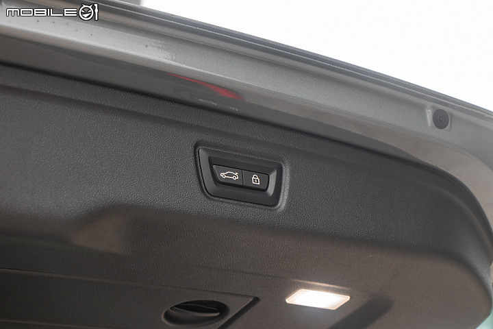 BMW M340i xDrive Touring 小改款試駕｜不同以往的新行頭，一如既往的好身手！
