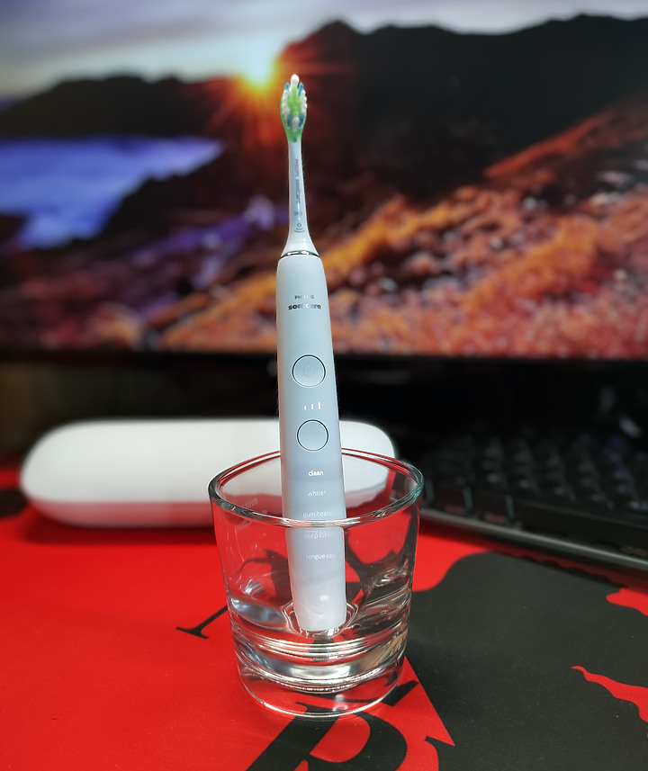 「自信鑽白、極度潔淨！」飛利浦 Philips Sonicare 智能鑽石機開箱！