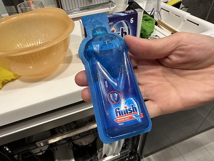 點我看大圖 LG 洗碗機 不專業開箱 - LG QuadWash™ Steam 四方洗蒸氣洗碗機 DFB335HS